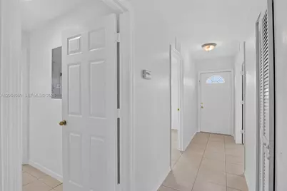 2420-2422 S Vernon Ave, Lehigh Acres, FL 33913 - Photo 4