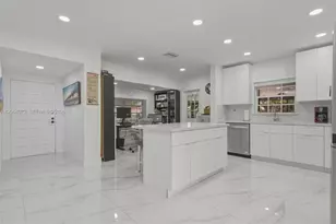 11621 NW 58th Pl, Hialeah, FL 33012 - Photo 1