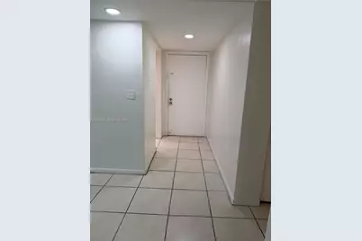 8700 SW 133rd Ave Rd #120, Miami, FL 33183 - Photo 4