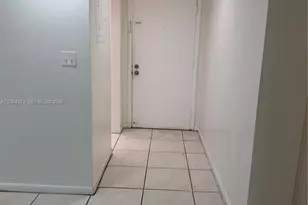 8700 SW 133rd Avenue Rd, Miami, FL 33183 - Photo 4