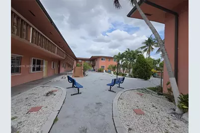 45 E 11th St #15, Hialeah, FL 33010 - Photo 16