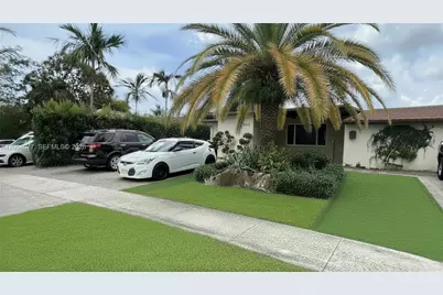 6550 SW 8th St, Pembroke Pines, FL 33023 - Photo 1