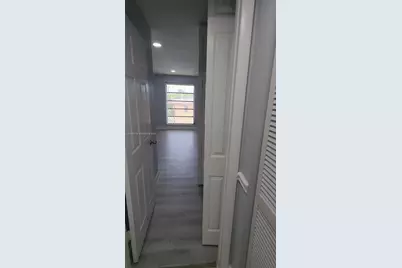 9405 SW 76th St #Y32, Miami, FL 33173 - Photo 12