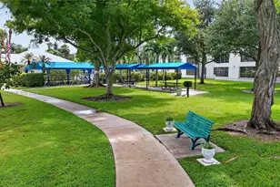 1713 Whitehall Dr, Davie, FL 33324 - Photo 44