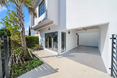 11 NE 51 St #B, Miami, FL 33137 - Photo 2