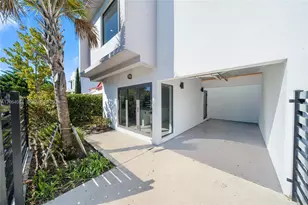 11 NE 51st St, Miami, FL 33137 - Photo 2