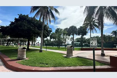 1750 N Bayshore Dr #2607, Miami, FL 33132 - Photo 20
