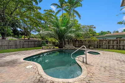 6200 Pine Ter, Plantation, FL 33317 - Photo 38
