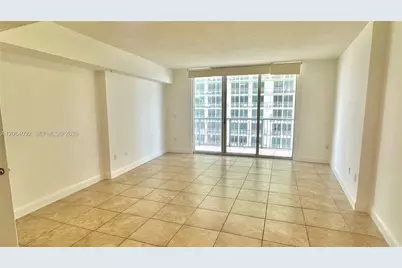1750 N Bayshore Dr #2607, Miami, FL 33132 - Photo 2