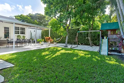 2451 SW 25th St, Miami, FL 33133 - Photo 48