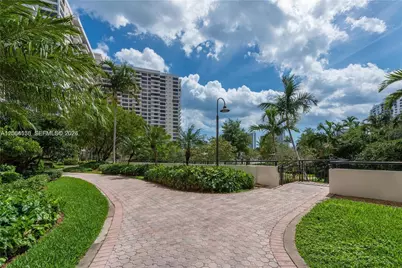 600 Three Islands Blvd #1609, Hallandale Beach, FL 33009 - Photo 20
