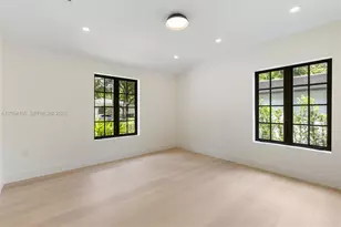 118 Sarto Ave, Coral Gables, FL 33134 - Photo 18