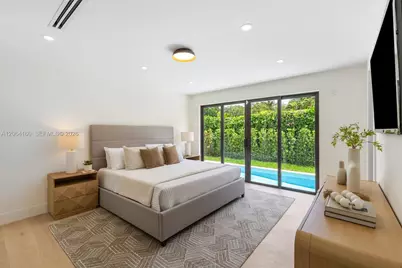 118 Sarto Ave, Coral Gables, FL 33134 - Photo 12