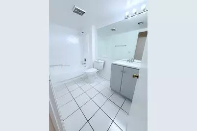 3212 Coral Lake Ln #3212, Coral Springs, FL 33065 - Photo 8