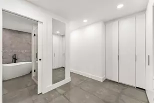 902 NW 10th Ct, Miami, FL 33136 - Photo 18