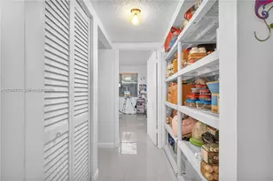 491 Ives Dairy Rd, Miami, FL 33179 - Photo 10