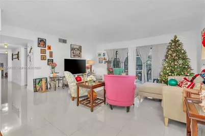 491 Ives Dairy Rd #202-5, Miami, FL 33179 - Photo 16
