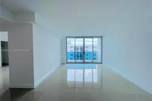 7501 E Treasure Dr, North Bay Village, FL 33141 - Photo 2