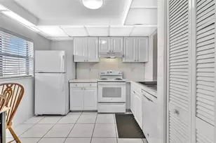 8852 W McNab Rd, Tamarac, FL 33321 - Photo 10