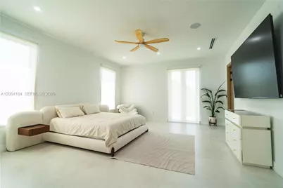 9330 SW 34th St, Miami, FL 33165 - Photo 98