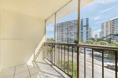 501 Three Islands Blvd #519, Hallandale Beach, FL 33009 - Photo 16