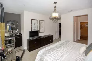 837 SW 147th Ave, Pembroke Pines, FL 33027 - Photo 12