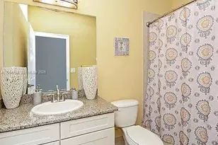 837 SW 147th Ave, Pembroke Pines, FL 33027 - Photo 18