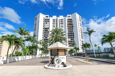 300 Three Islands Blvd #406, Hallandale Beach, FL 33009 - Photo 18