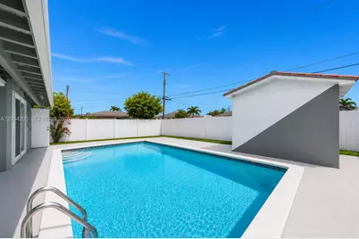 291 W 47th St, Hialeah, FL 33012 - Photo 22