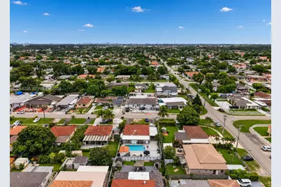 291 W 47th St, Hialeah, FL 33012 - Photo 24