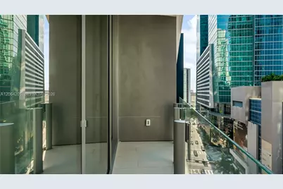 300 Biscayne Boulevard Way #1106E, Miami, FL 33131 - Photo 38