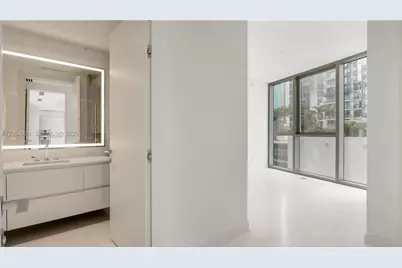 300 Biscayne Boulevard Way #1106E, Miami, FL 33131 - Photo 14