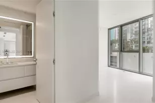 300 Biscayne Blvd Way, Miami, FL 33131 - Photo 14