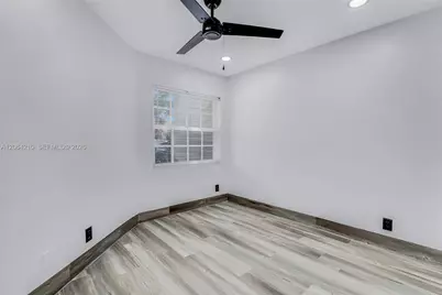 1351 Springside Dr, Weston, FL 33326 - Photo 24