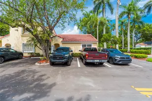 1351 Springside Dr, Weston, FL 33326 - Photo 32
