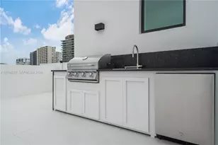 3228 NE 7th St, Pompano Beach, FL 33062 - Photo 36