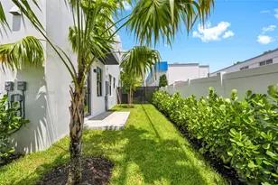 3228 NE 7th St, Pompano Beach, FL 33062 - Photo 40