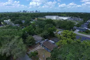 2615 Hargill Dr, Orlando, FL 32806 - Photo 46