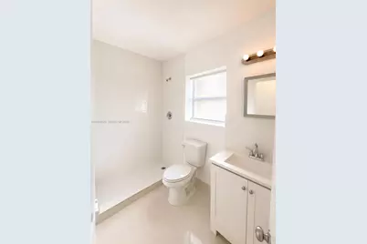 7600 Dickens Ave #2, Miami Beach, FL 33141 - Photo 4