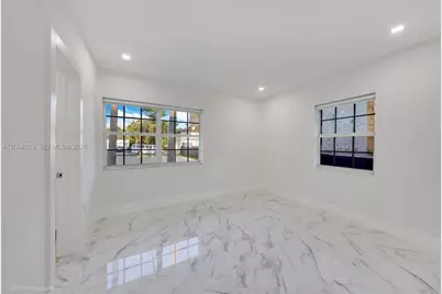 52 Camden Dr, Bal Harbour, FL 33154 - Photo 30