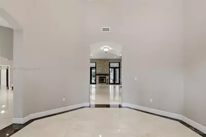 6200 SW 97th Ave, Miami, FL 33173 - Photo 8