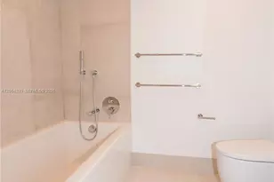 9221 E Bay Harbor Dr, Bay Harbor Islands, FL 33154 - Photo 24
