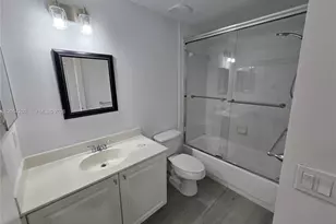 331 River Bluff Ln, Royal Palm Beach, FL 33411 - Photo 12
