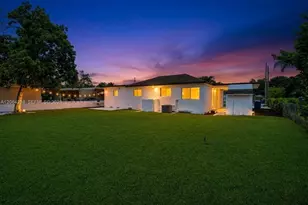 2870 NW 169th Terrace, Miami Gardens, FL 33056 - Photo 2