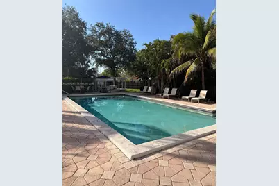 2160 SW 16th Ave #320, Miami, FL 33145 - Photo 22