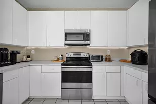 10877 SW 152nd Pl, Miami, FL 33196 - Photo 28