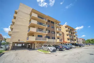 5249 NW 7th St, Miami, FL 33126 - Photo 22