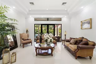 10181 NW 131st St, Hialeah Gardens, FL 33018 - Photo 14