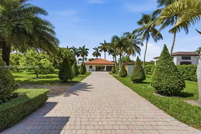 10181 NW 131st St, Hialeah Gardens, FL 33018 - Photo 42