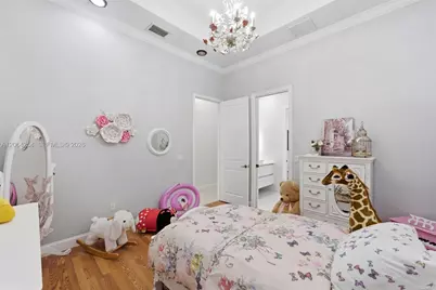 10181 NW 131st St, Hialeah Gardens, FL 33018 - Photo 24